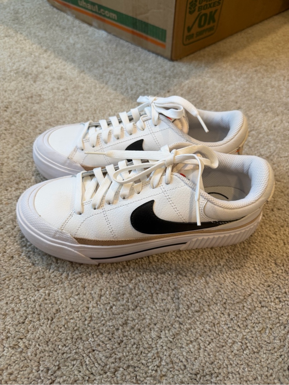 Nike Court Legacy Platform Sneakers - Picture 4 of 9